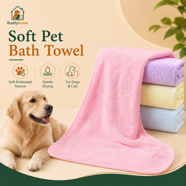 Quick-Dry Absorbent Pet Bath Towel with Soft Fiber Fabric and Convenient Wrap Design